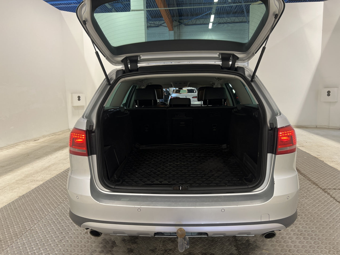 Volkswagen Passat Alltrack 2.0 177hk 4M D-Värm Skinn B-Kam