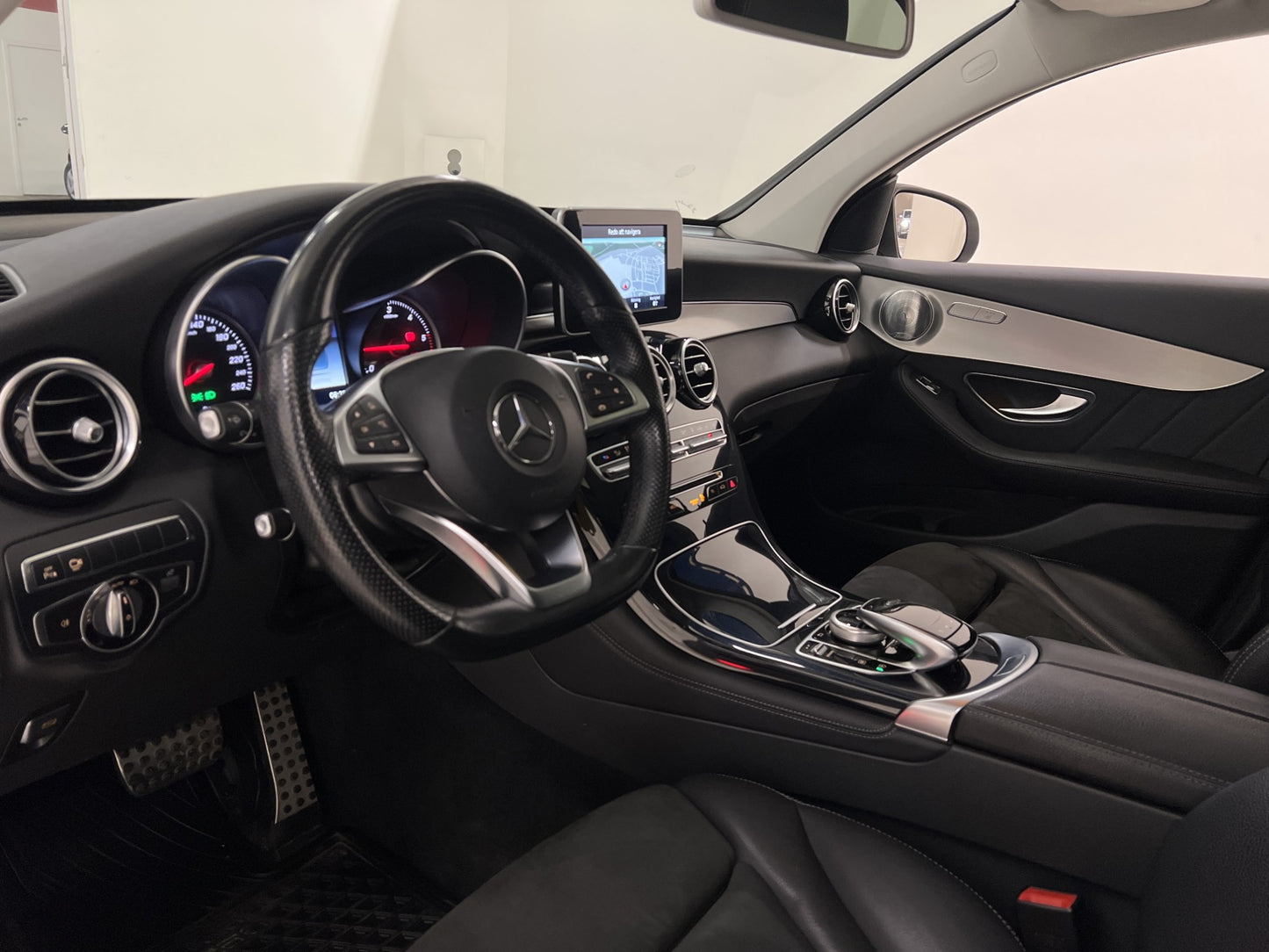 Mercedes-Benz GLC 220 d 4M Coupé AMG Taklucka Burm Värm Drag