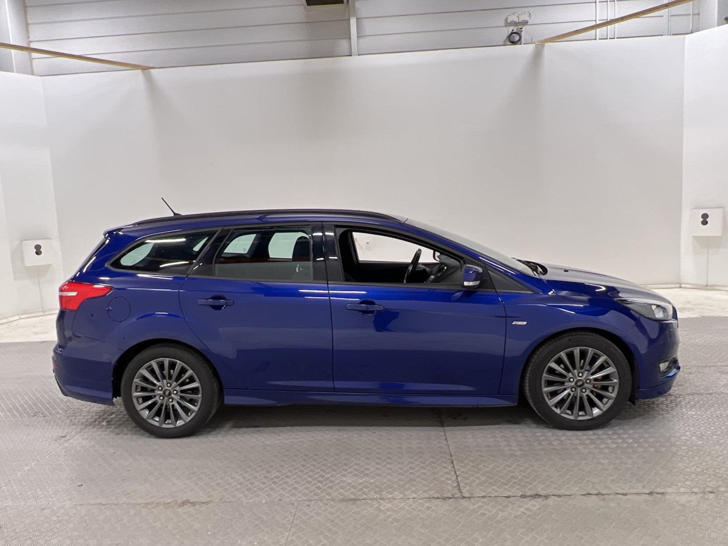 Ford Focus Kombi 1.0 EcoBoost 125hk ST-Line Värmare Kamera