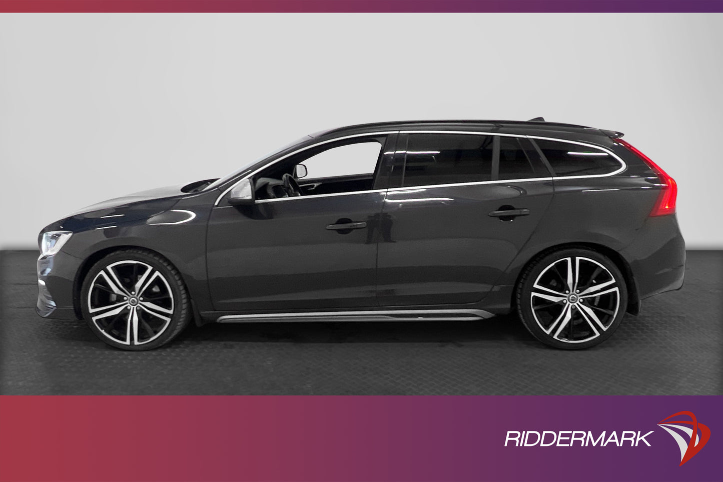 Volvo V60 D4 AWD 181hk R-Design VOC Pano BLIS Navi Sensorer