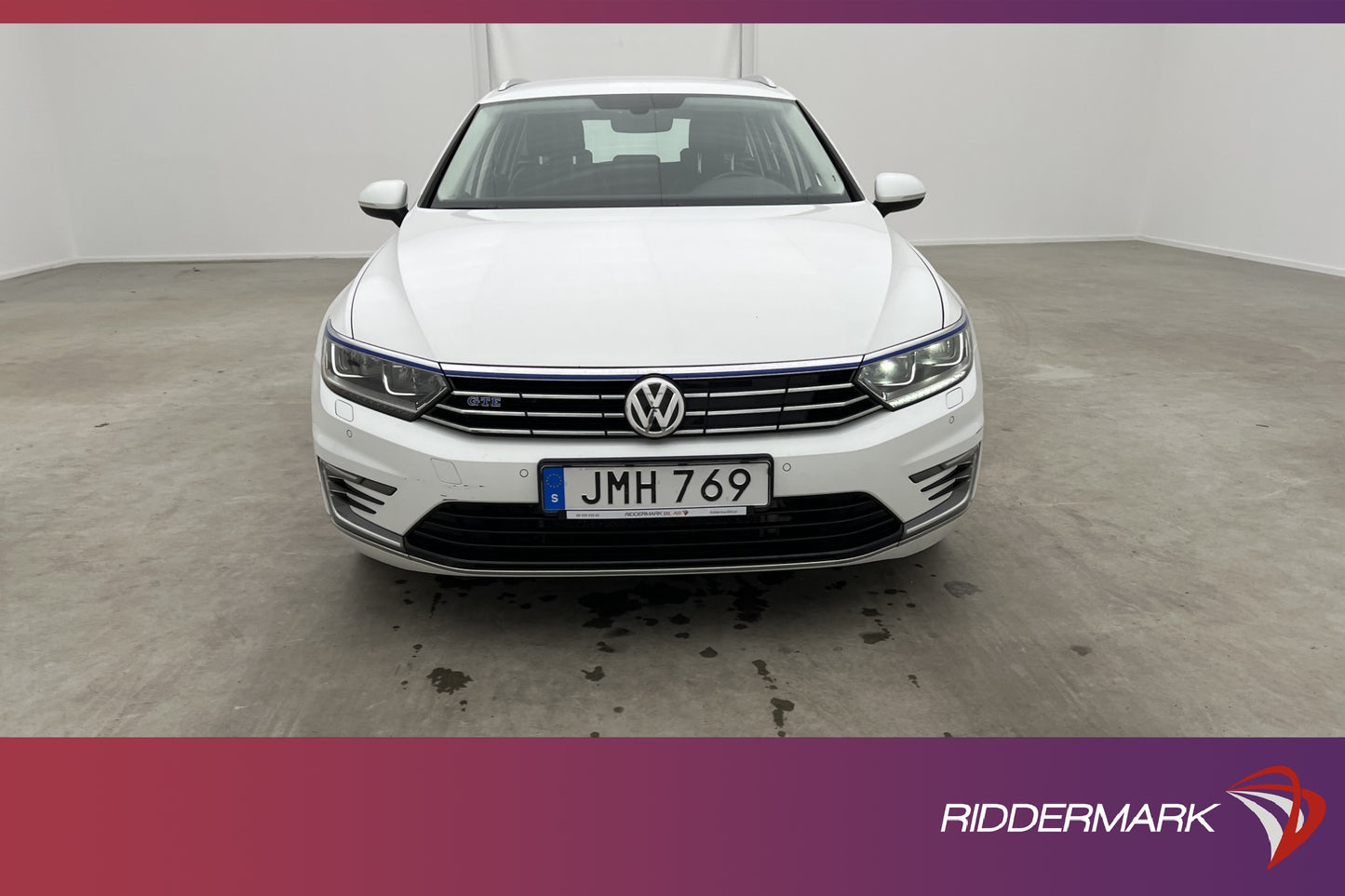 Volkswagen Passat GTE 218hk Executive Kamera CarPlay Drag