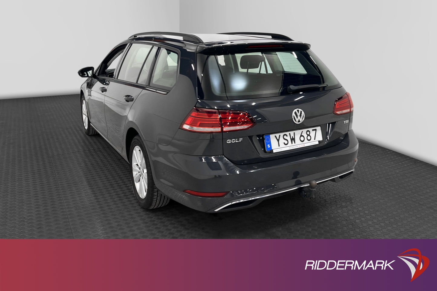 Volkswagen Golf 1.0 DSG 110 hk Dragkrok Backkamera Nyservad