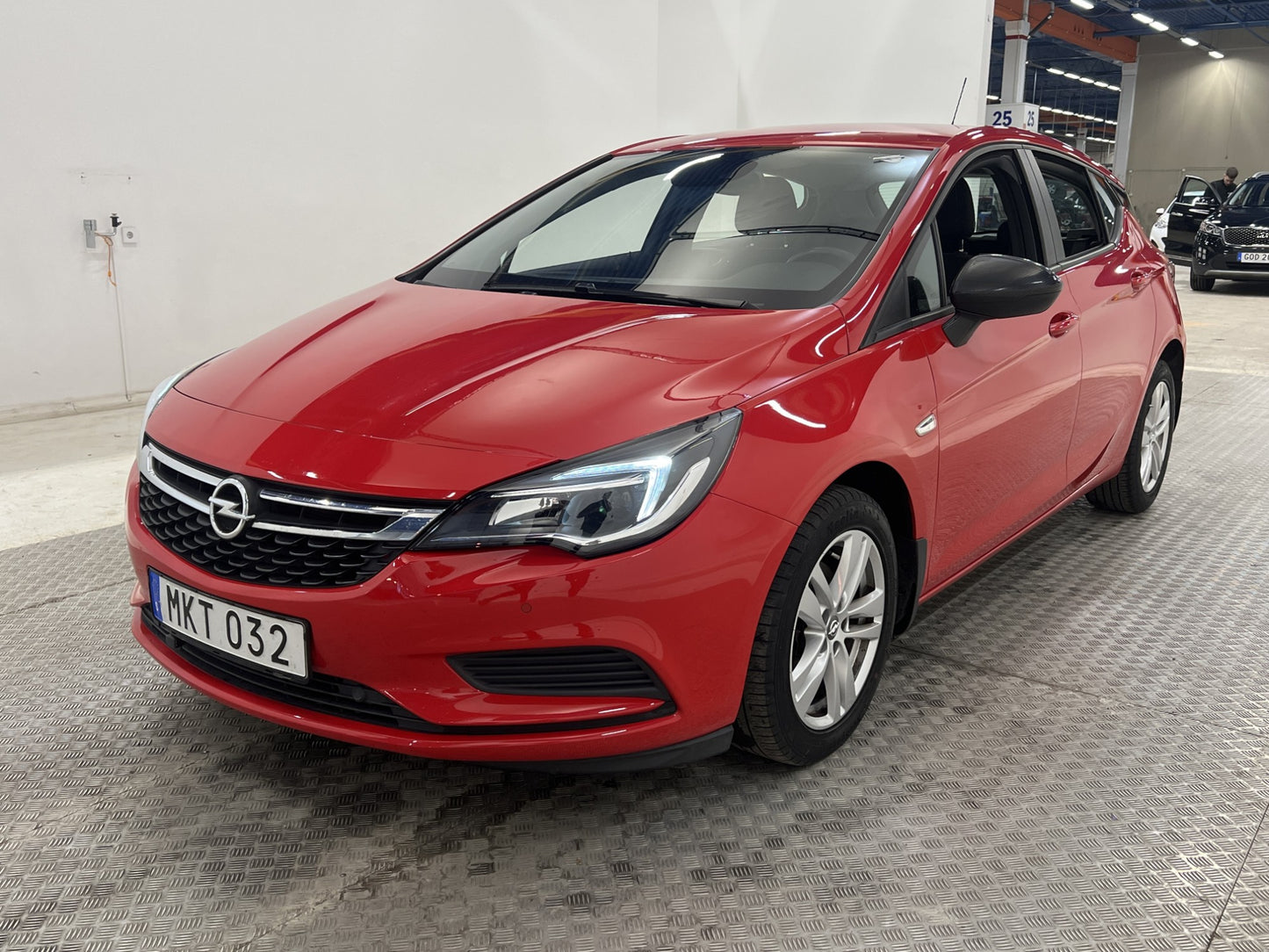 Opel Astra 5-dörrar 1.4 EDIT 125hk M&K-Värmare PDC Välservad