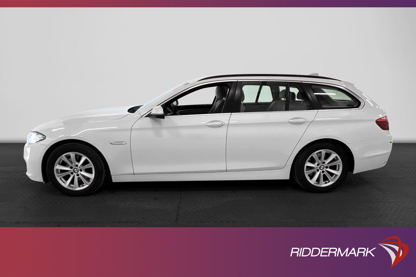 BMW 520 d xDrive Touring 184hk P-sensorer Dragkrok Euro 6