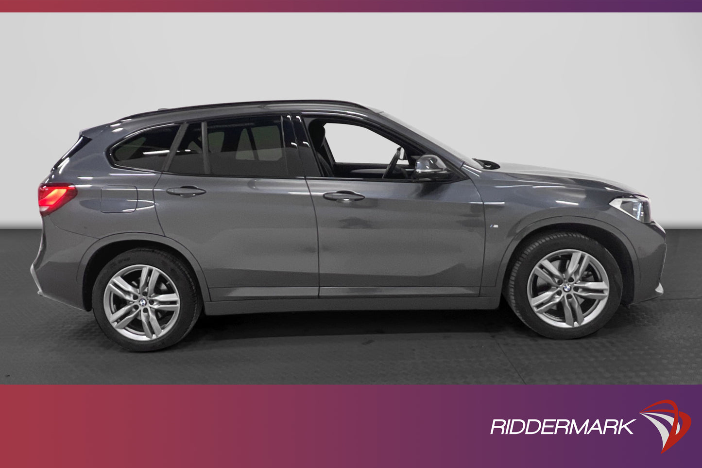 BMW X1 xDrive20d M Sport HuD B-kamera Navi HiFi Shadow Line