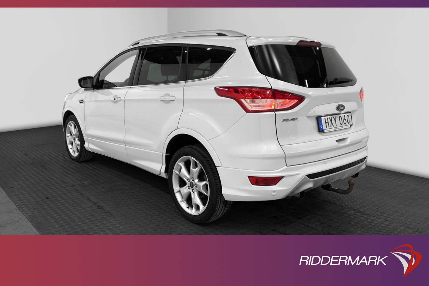 Ford Kuga 2.0 TDCi AWD 163hk Titanium Drag PDC Nyservad Drag