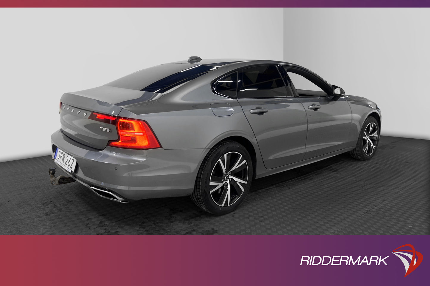 Volvo S90 T8 TwEn AWD 407hk R-Design B&W 360* Dragkrok