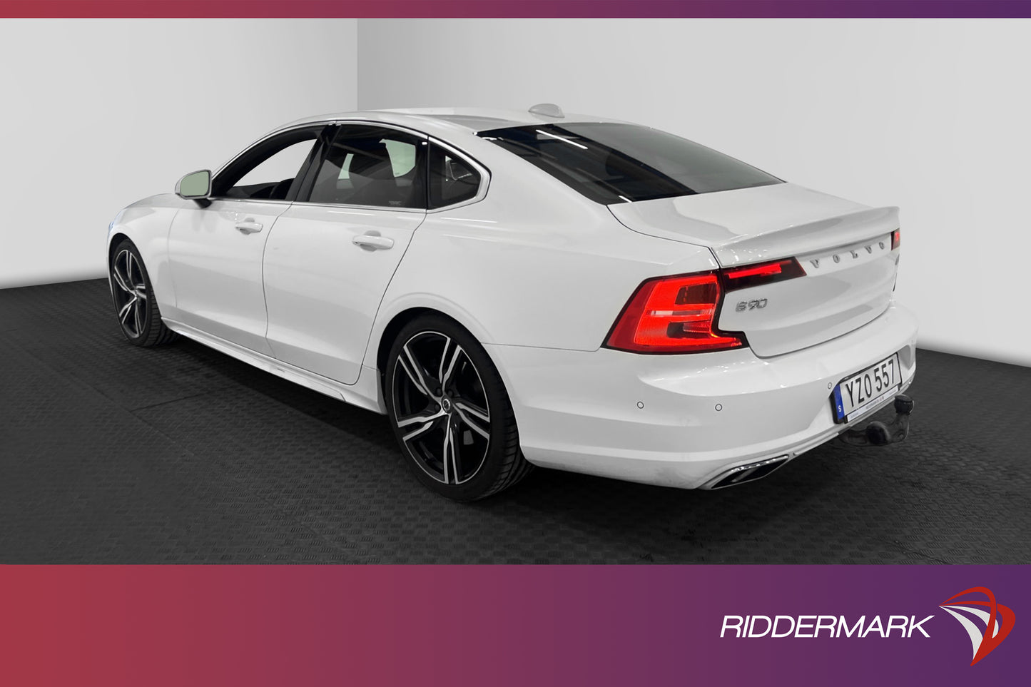 Volvo S90 D5 AWD R-Design VOC D-värme HUD B&W T-lucka 360°