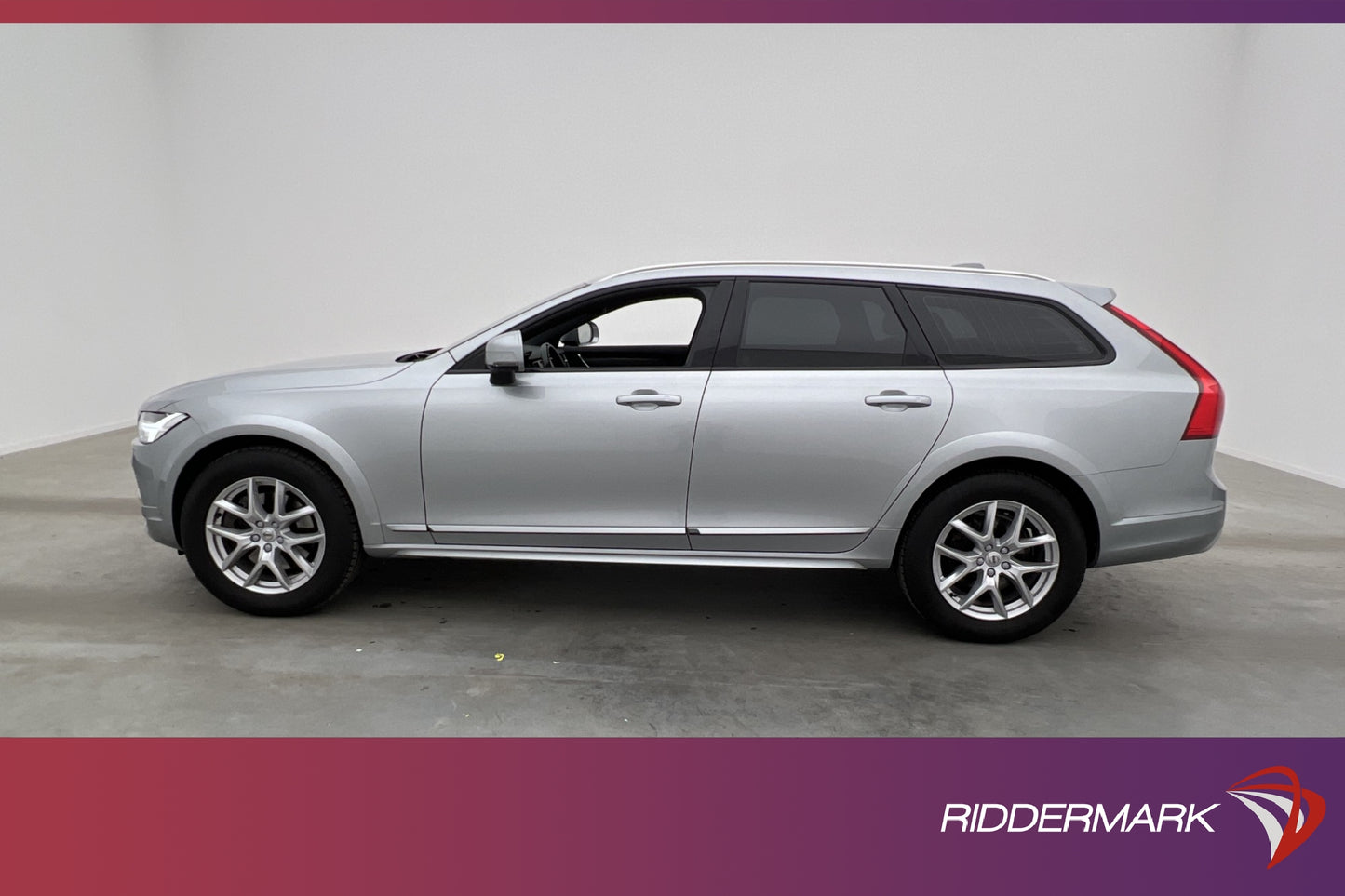 Volvo V90 Cross Country D4 AWD Pro VOC Kamera Navi BLIS Drag