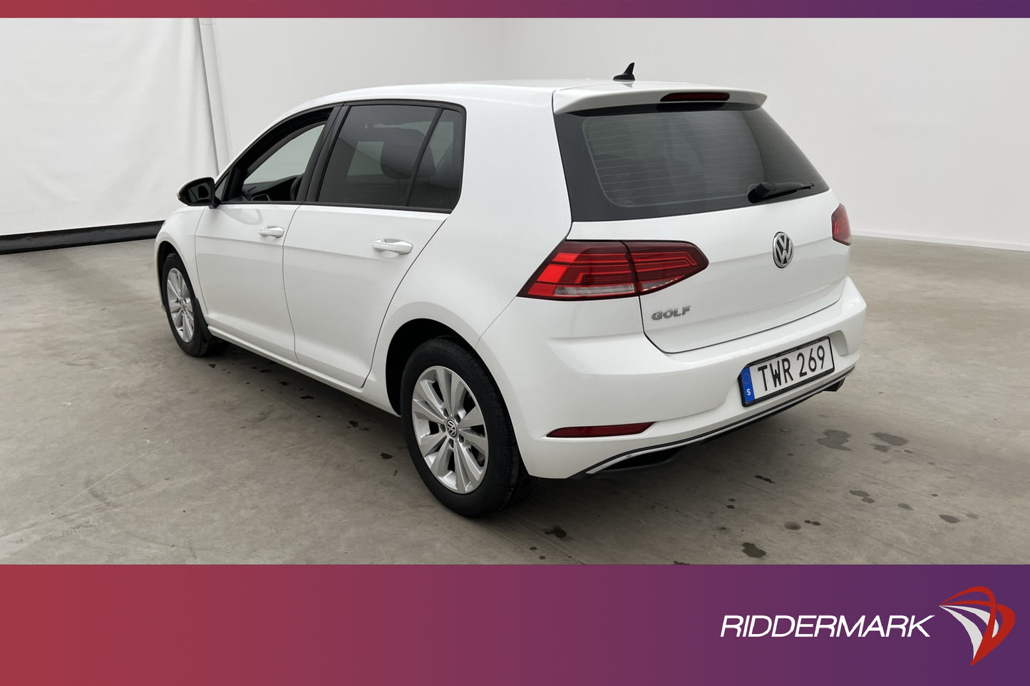 Volkswagen Golf 1.0 TSI Automat 115hk B-Värmare App-connect