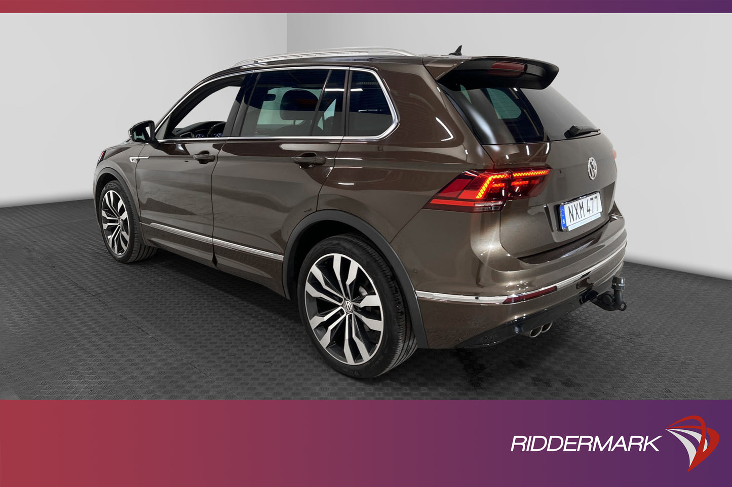 Volkswagen Tiguan 2.0TDI 190hk 4M R-line Cockpit D-värm Drag