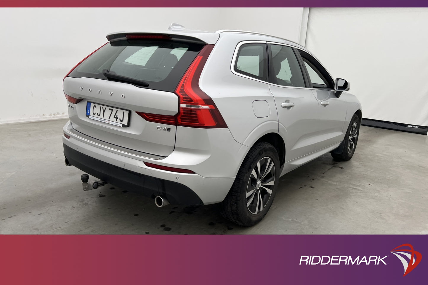 Volvo XC60 B4 AWD Advanced VOC Värm Kamera Keyless Navi Drag