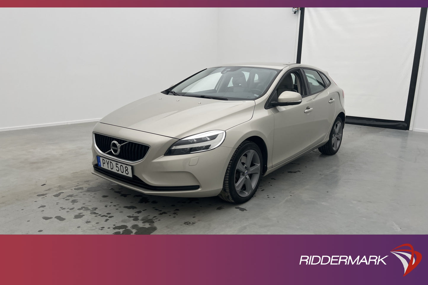 Volvo V40 D3 Momentum Advanced VOC Värm Sensorer Halvskinn