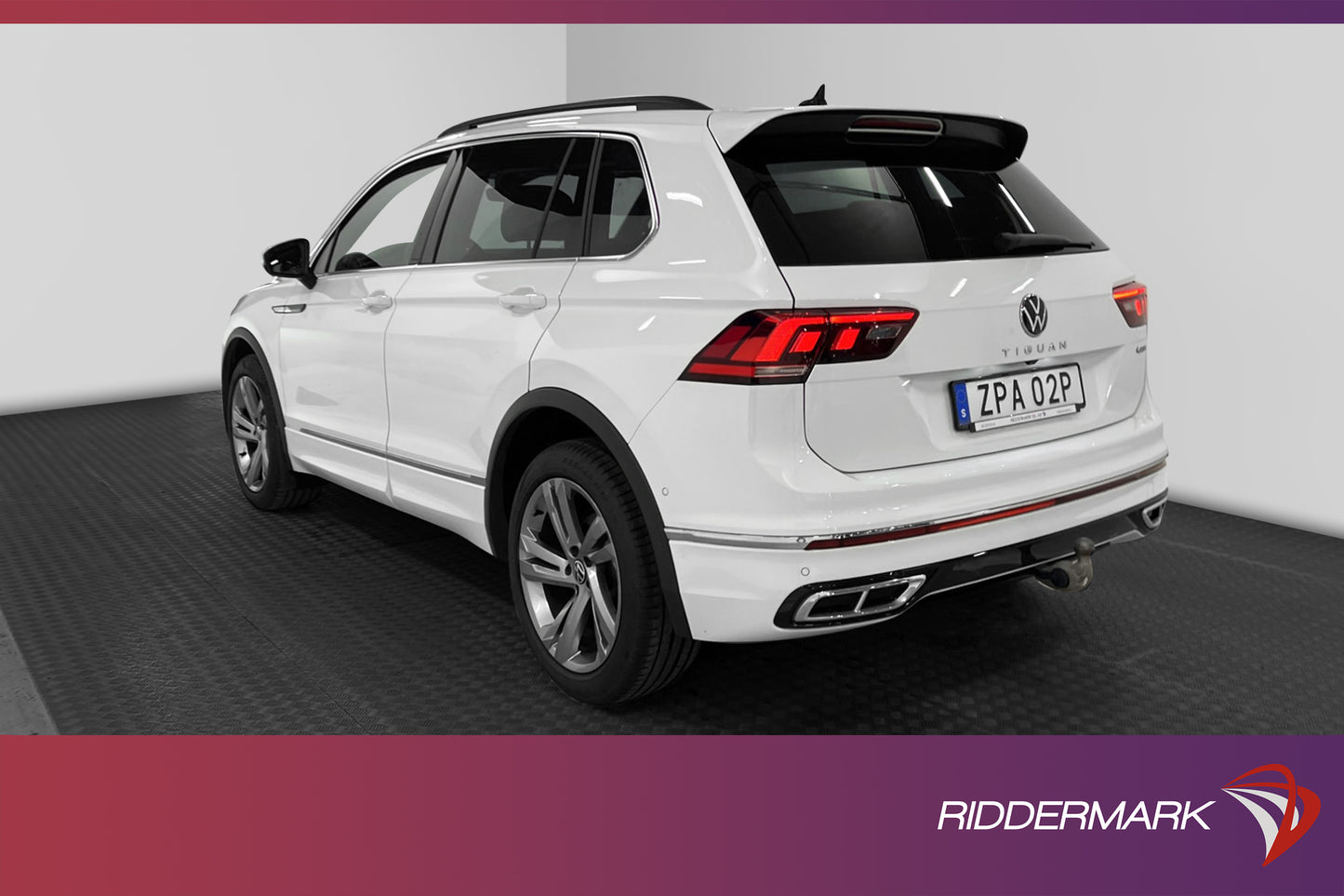 Volkswagen Tiguan 200hk 4M R-Line Värm Navi Pano Kamera Drag