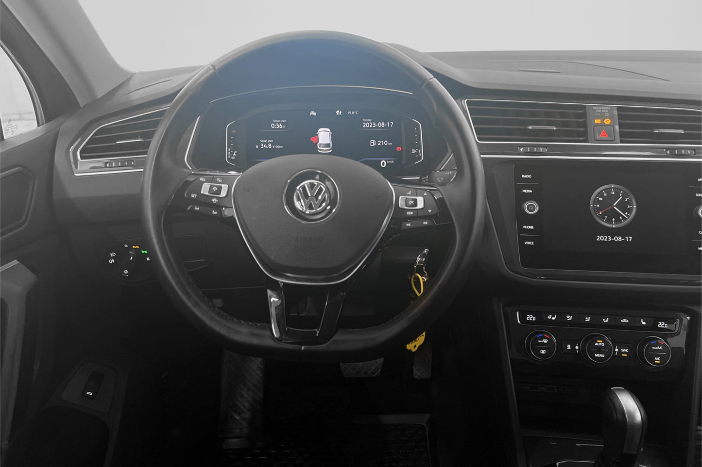 Volkswagen Tiguan 2.0 TDI 190hk 4M Cockpit D-Värm B-Kamera