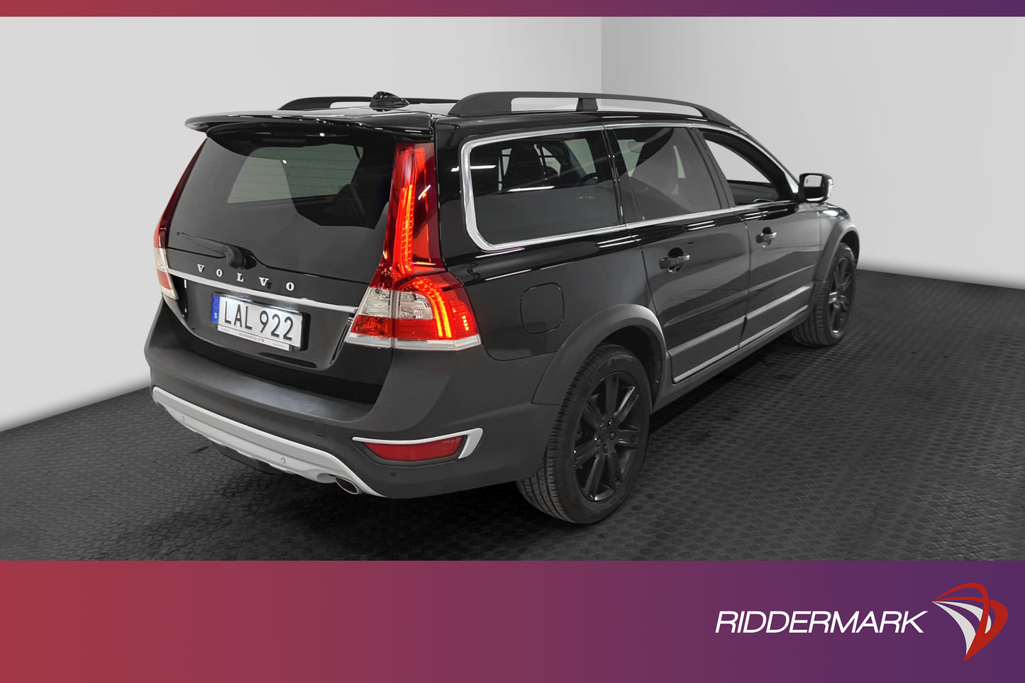 Volvo XC70 D5 AWD  Classic VOC D-värm Skinn Keyless Drag