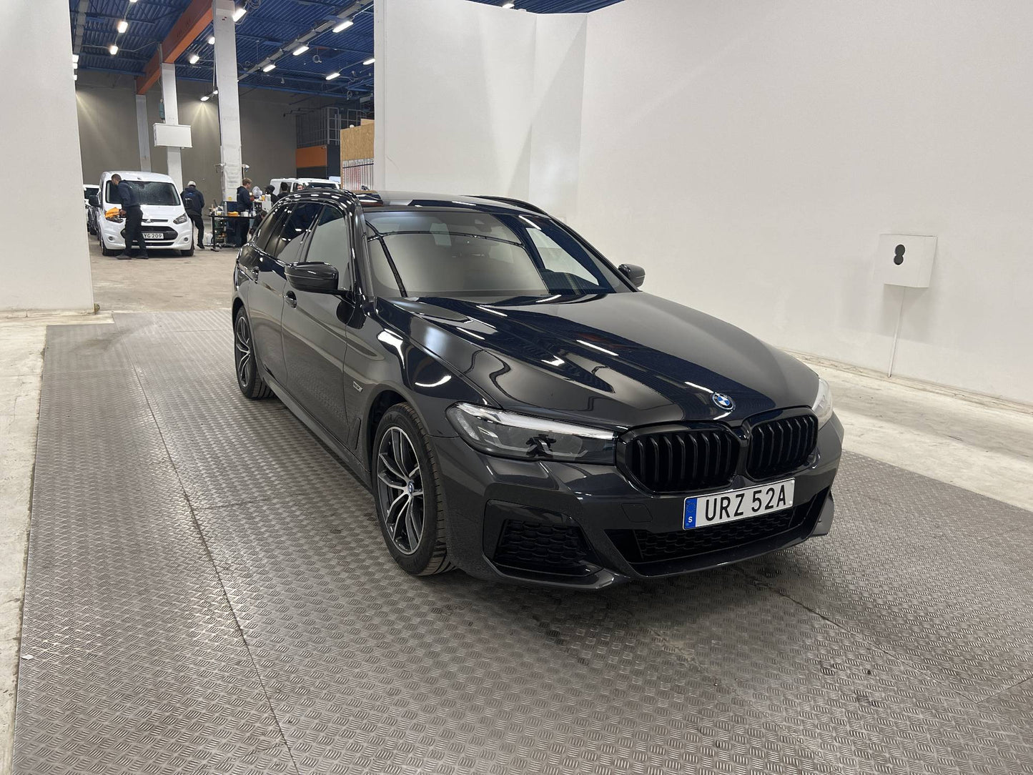 BMW 530e xDrive Touring 292hk M Sport Backkamera HiFi Pano