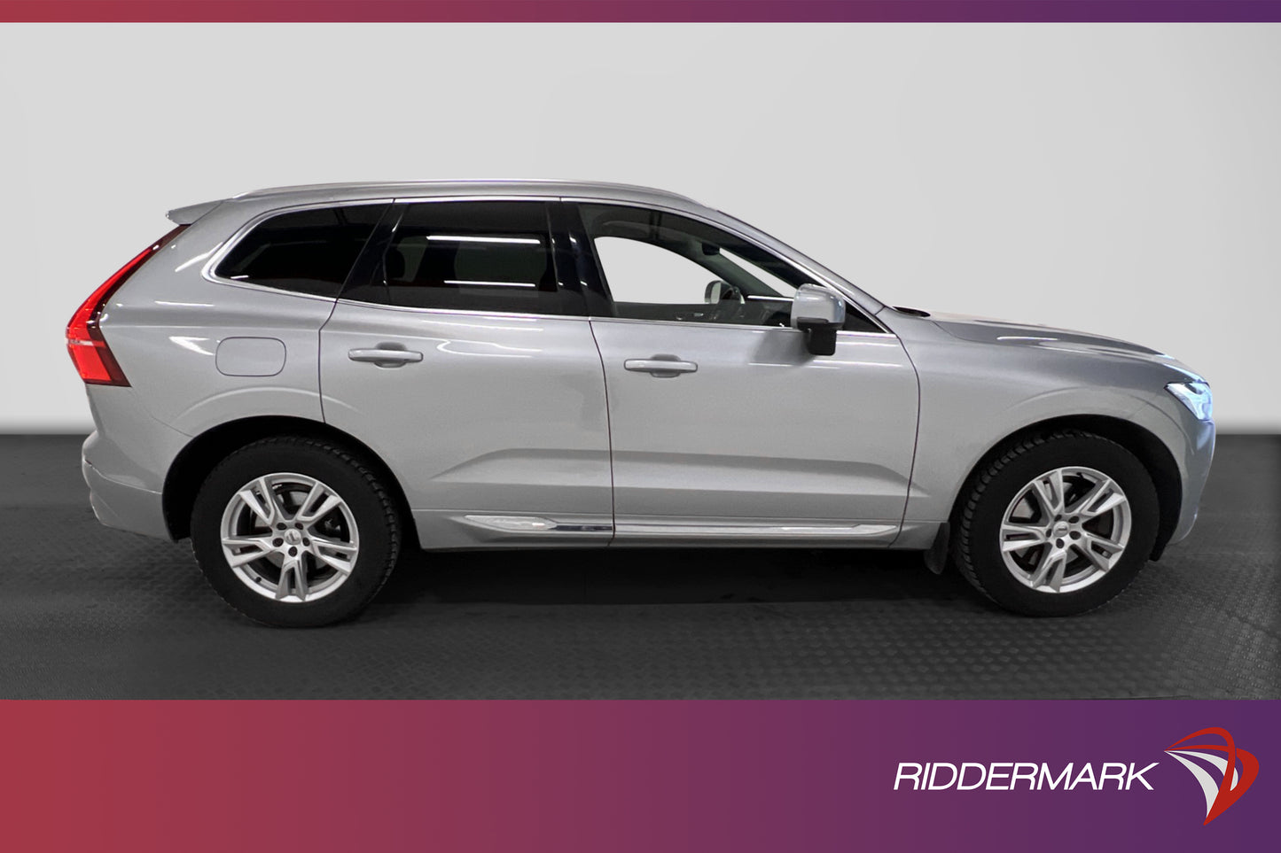 Volvo XC60 D4 AWD Inscription D-värm VOC 360° Pano Navi Drag