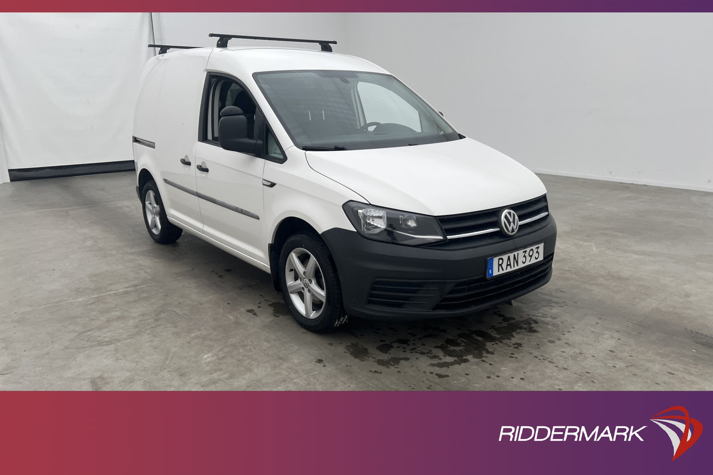 Volkswagen Caddy 2.0TDI DSG Värmare Dragkrok PDC Moms