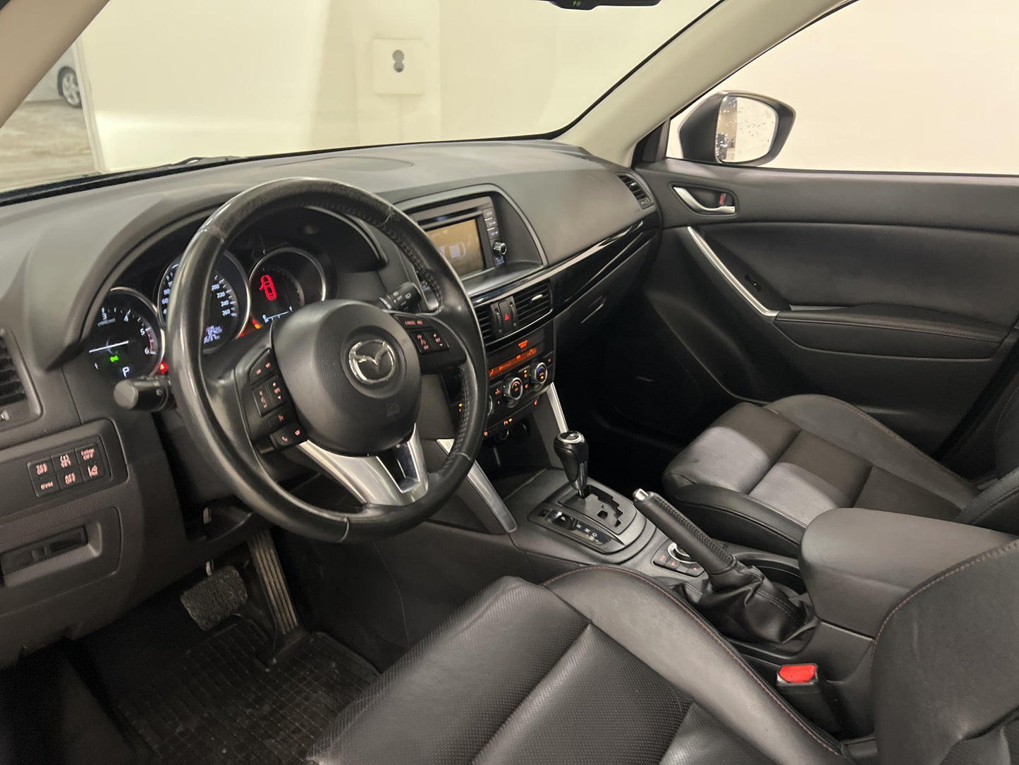 Mazda CX-5 2.2 SKYACTIV-D AWD Optimum BOSE Skinn P-sensorer