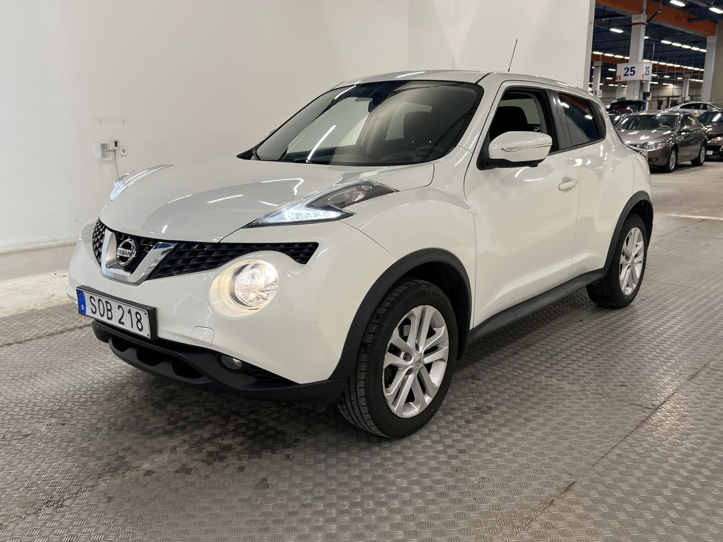 Nissan Juke 1.6 XTRONIC 117hk 360° Navi Välservad 0,63l/mil