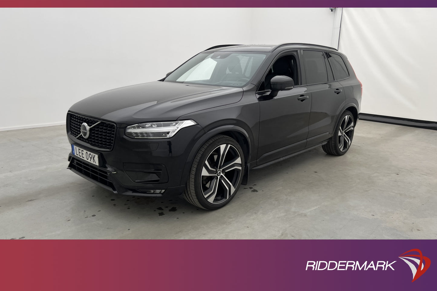 Volvo XC90 B5 AWD R-Design 7-Sits VOC Luft Pano B&W HUD Drag