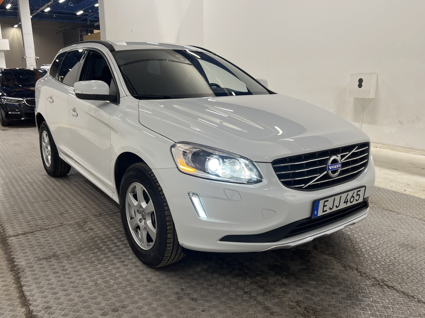 Volvo XC60 D4 181hk Momentum Drag