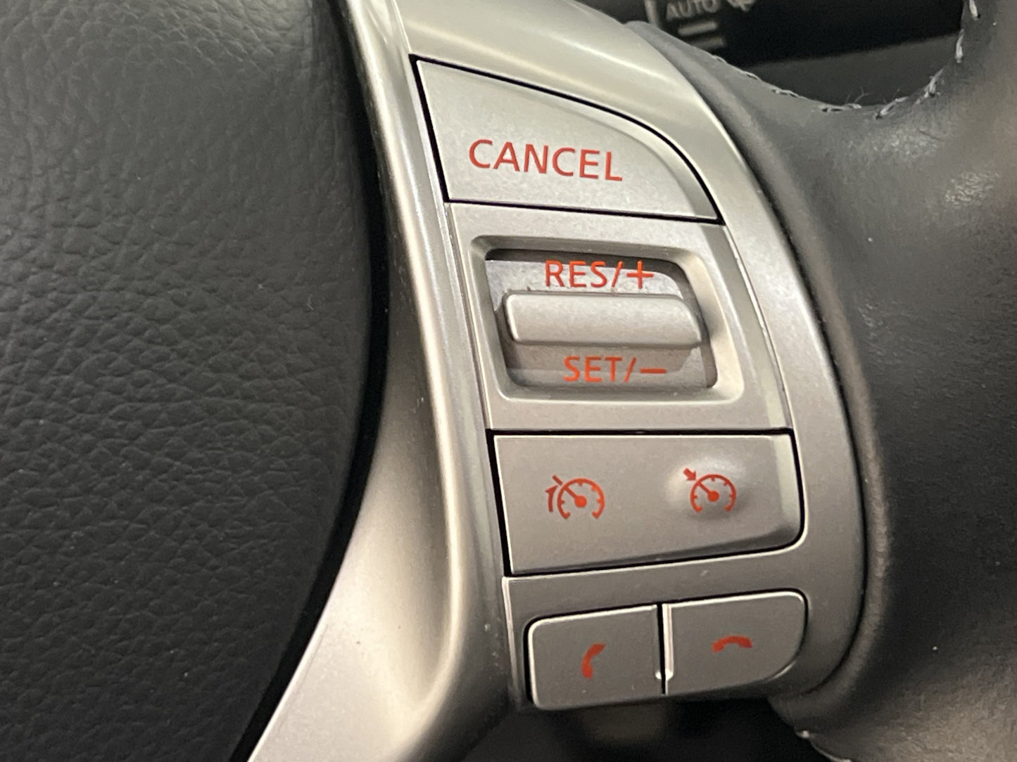 Nissan Pulsar 1.2 DIG-T 115hk Navi Backkamera Keyless