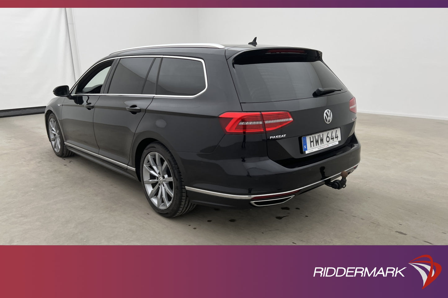 Volkswagen Passat 4M 190hk R-Line Värm Kamera CarPlay Drag