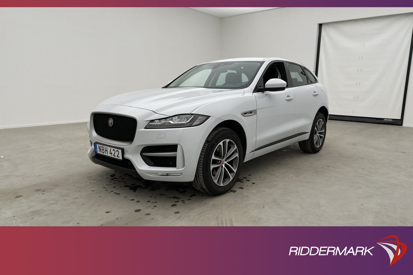 Jaguar F-Pace 20d AWD 180hk R-Sport Meridian Kamera GPS Drag