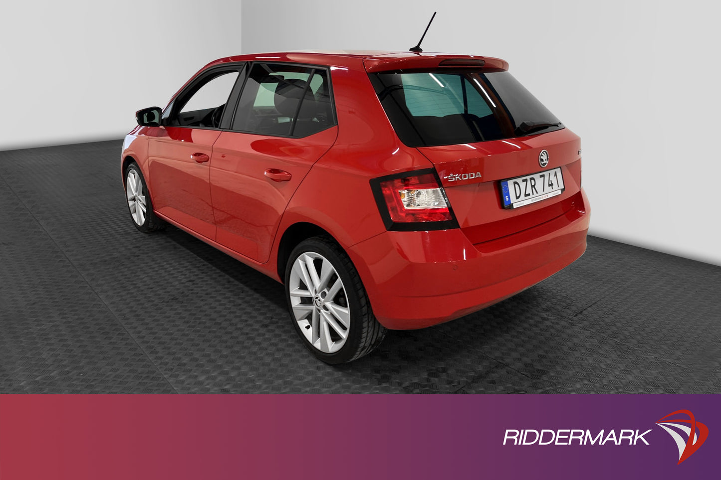 Škoda Fabia 1.2 TSI 90hk P-sensor Farthållare Nyservad