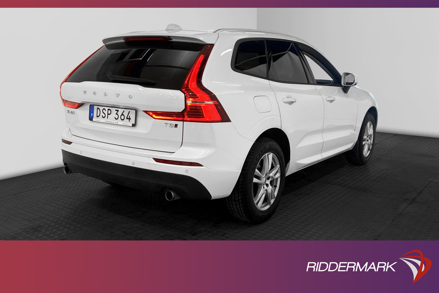 Volvo XC60 T5 250hk AWD Momentum Pano B-värm Blis