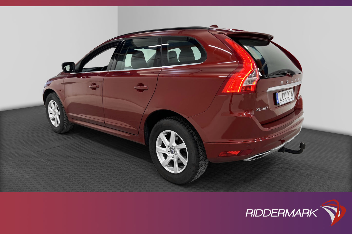 Volvo XC60 D4 190hk AWD Momentum D-värm VOC B-kamera BLIS