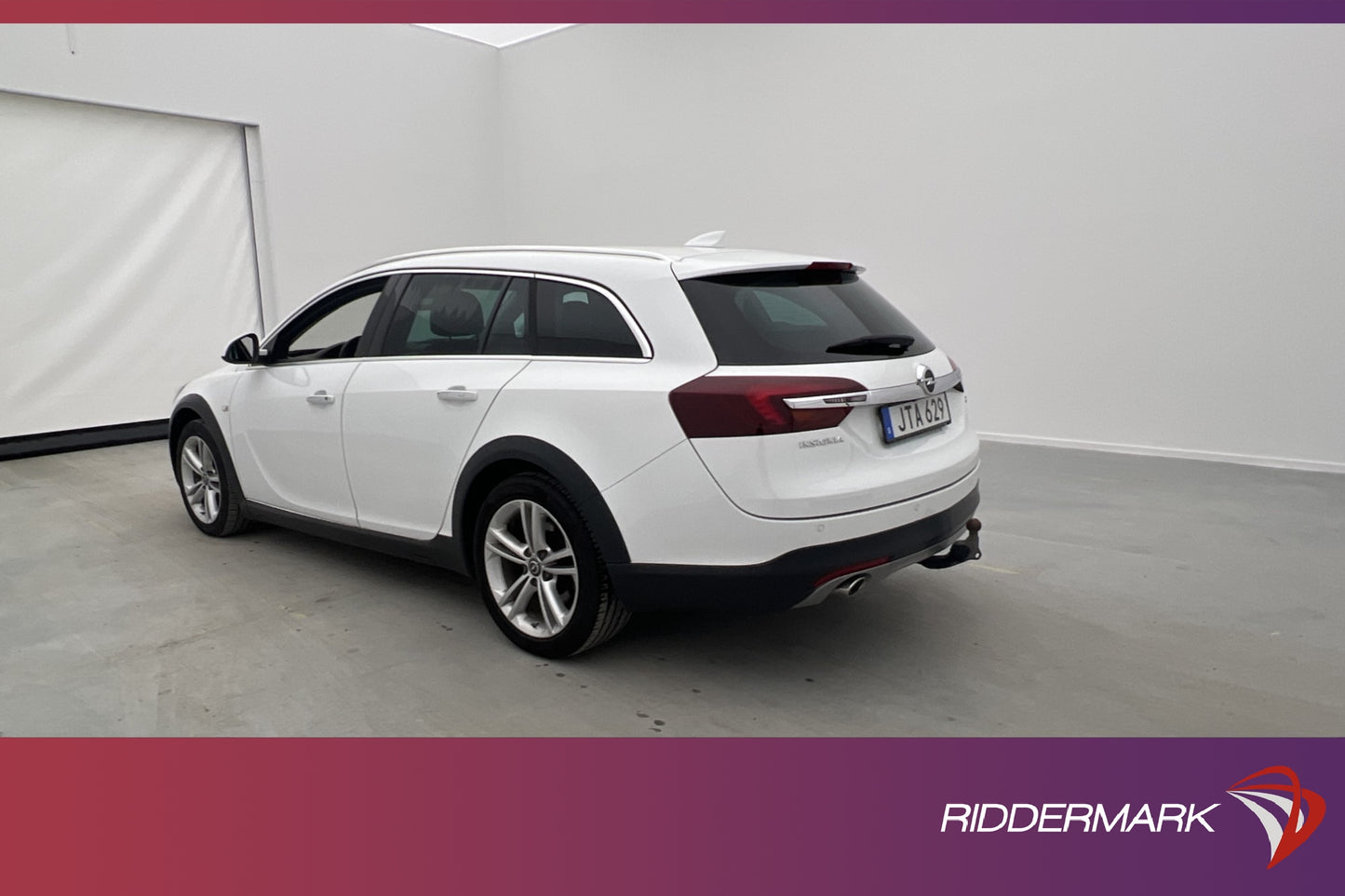 Opel Insignia Country Tourer 4x4 170hk Värm Navi Kamera Drag