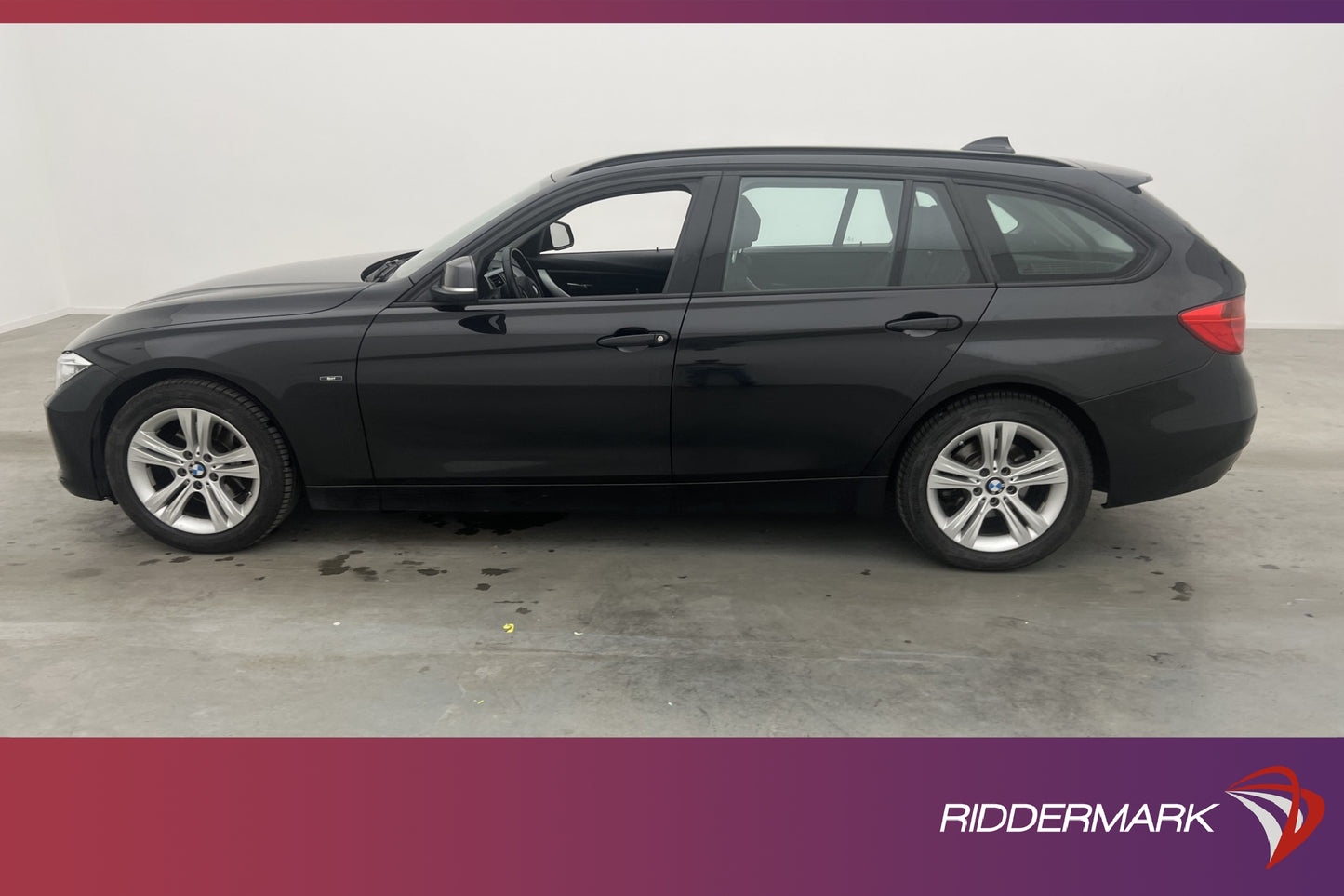 BMW 320 d Touring 184hk Sport line Sensorer Drag Välservad