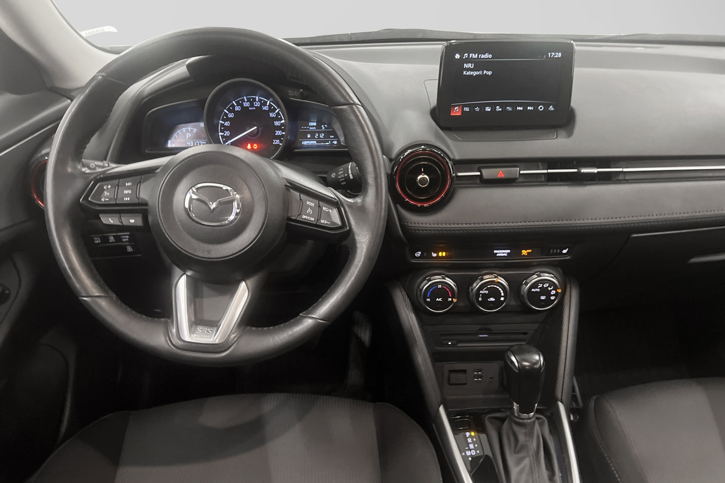 Mazda  CX-3 2.0 SKYACTIV-G Vision Navi M&K-Värme 120hk