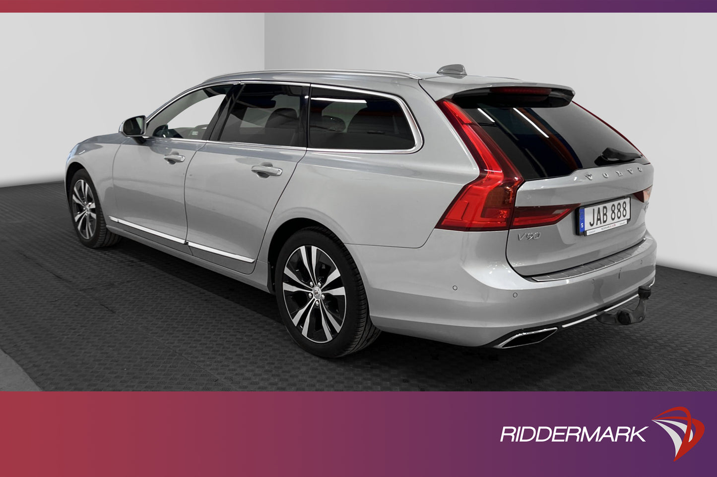 Volvo V90 D5 AWD  Inscription Pano 360° HUD Navi VOC Massage