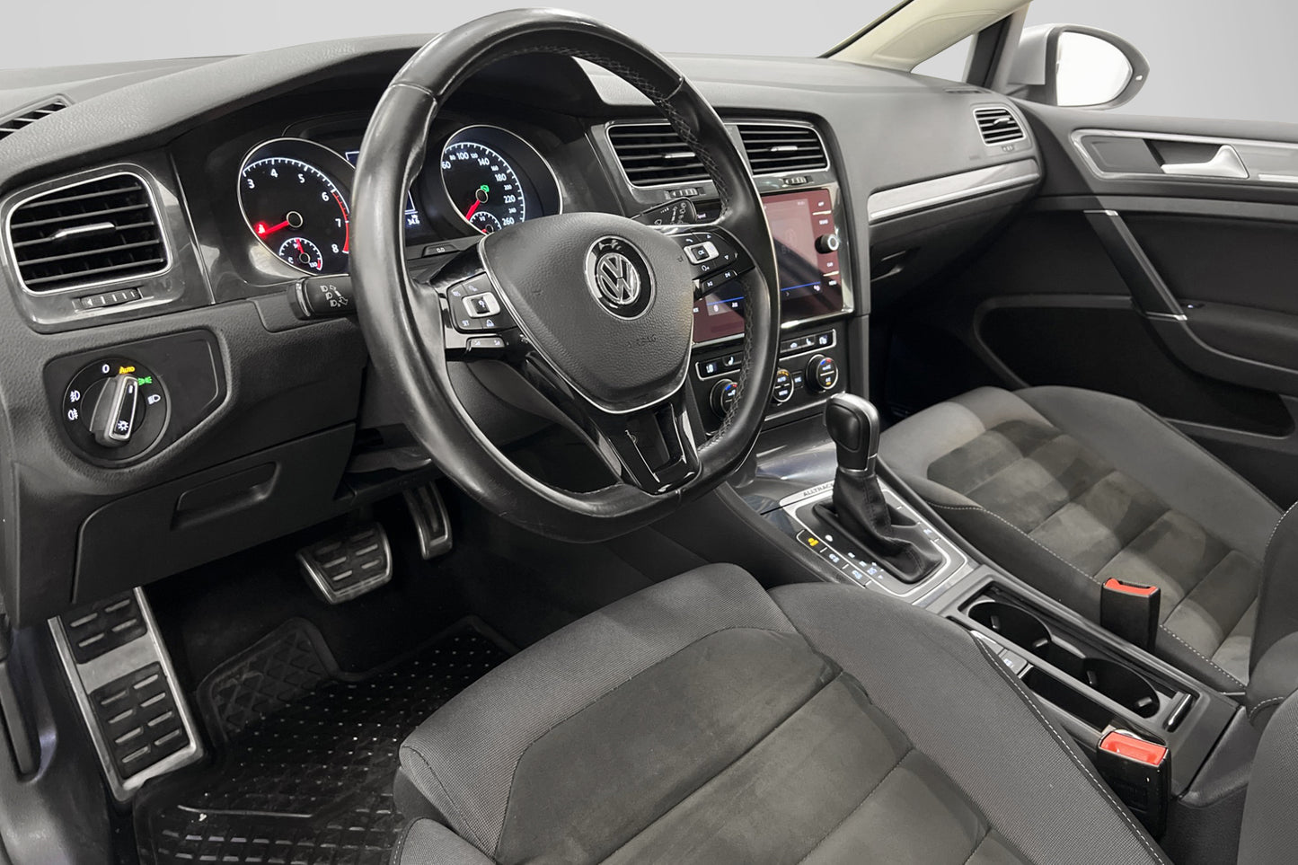 Volkswagen Golf Alltrack 4M 180hk Premium B-Kam Drag Nyserv