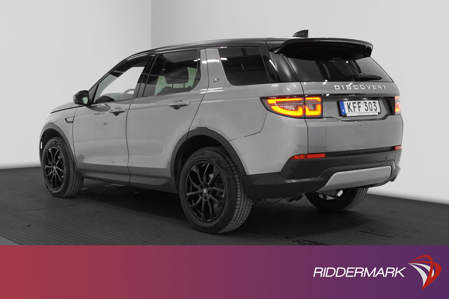 Land Rover Discovery Sport D180 MHEV AWD SE Pano Skinn MOMS