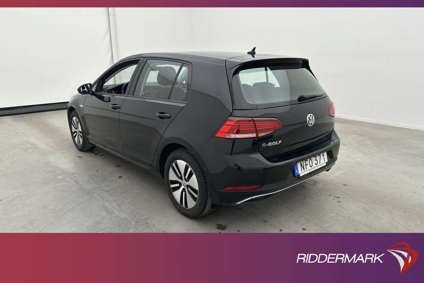 Volkswagen E-Golf 35.8 kWh 115hk Active info Navi CarPlay