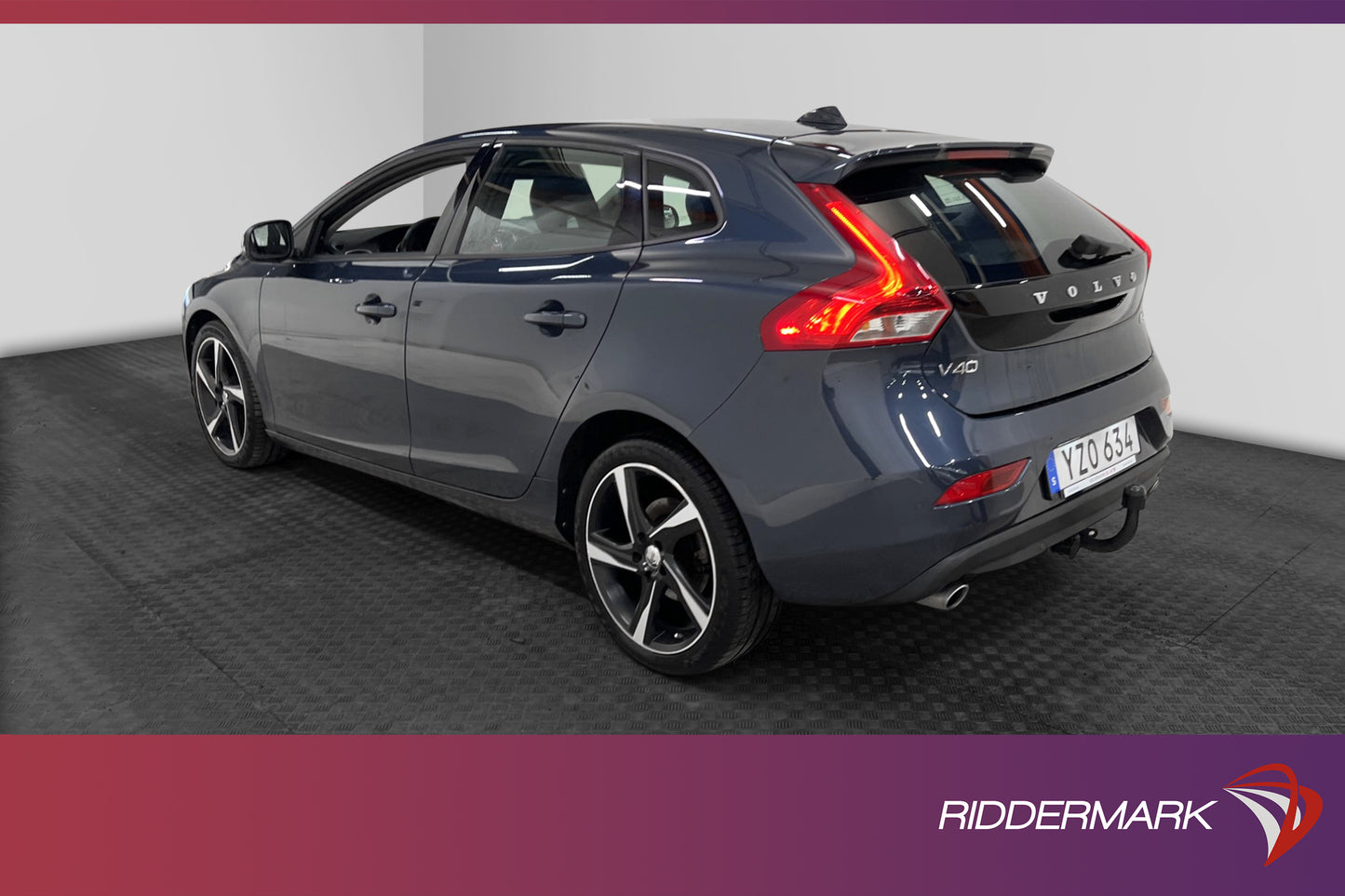 Volvo V40 D4 190hk Momentum D-Värmare Dragkrok VOC Välservad