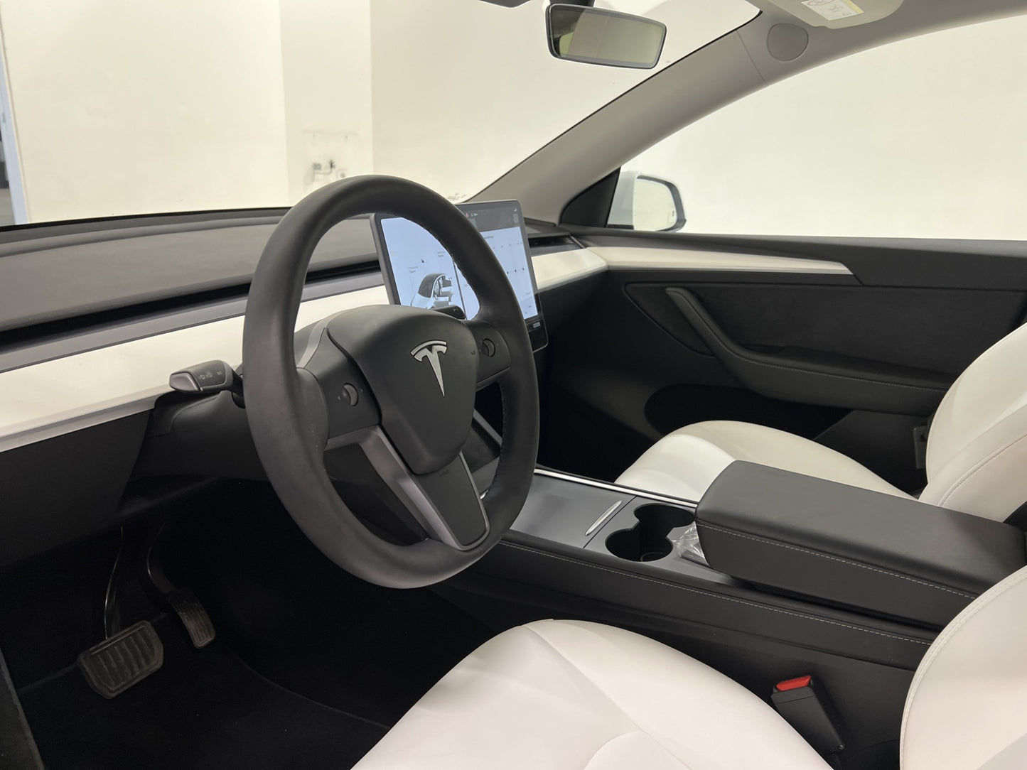 Tesla Model Y Long Range AWD 345hk Sv.Såld Pano Drag AP MOMS