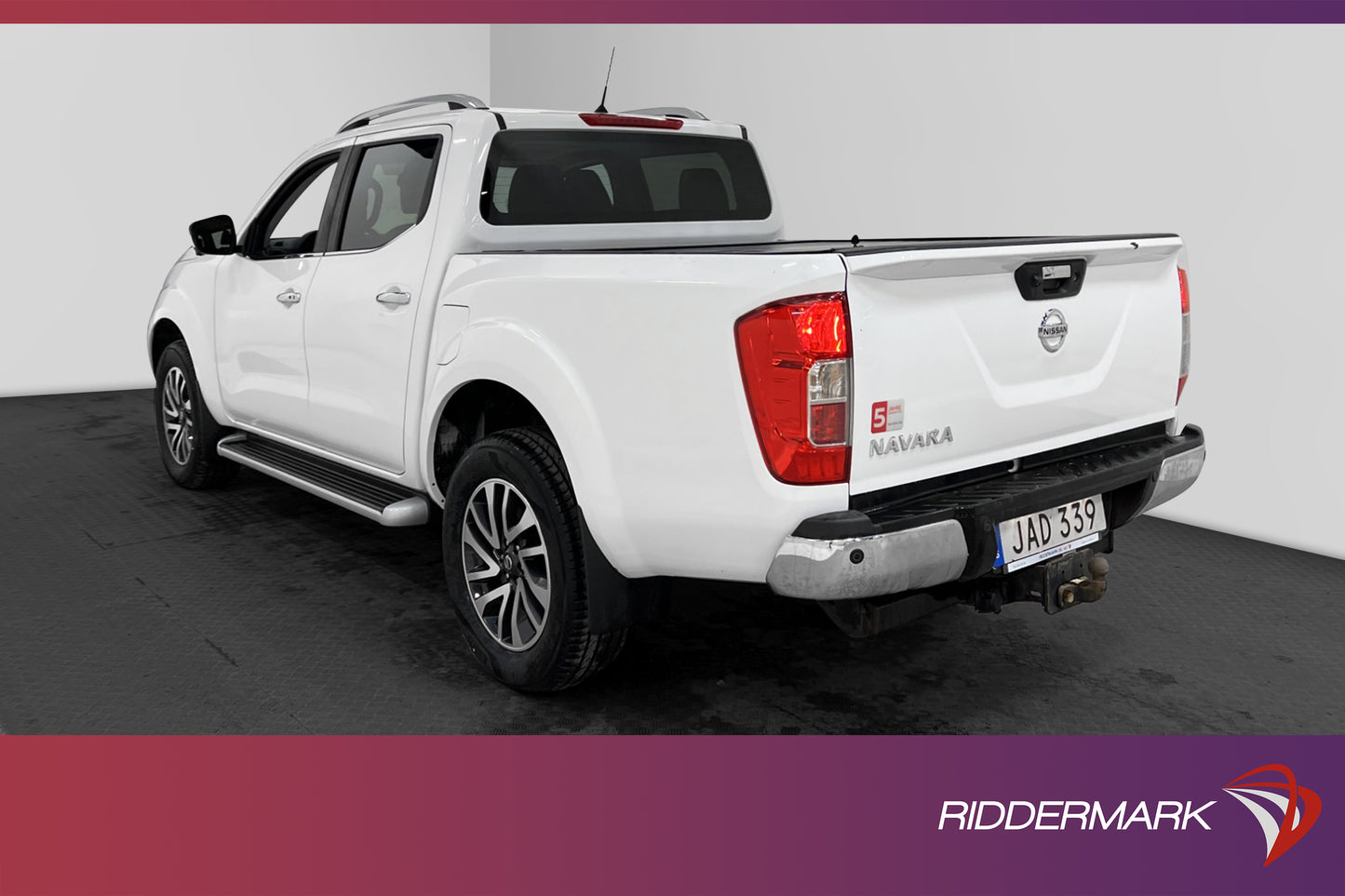 Nissan Navara Tekna 2.3dCi 4WD Dragkrok Diff Skinn 360° Moms