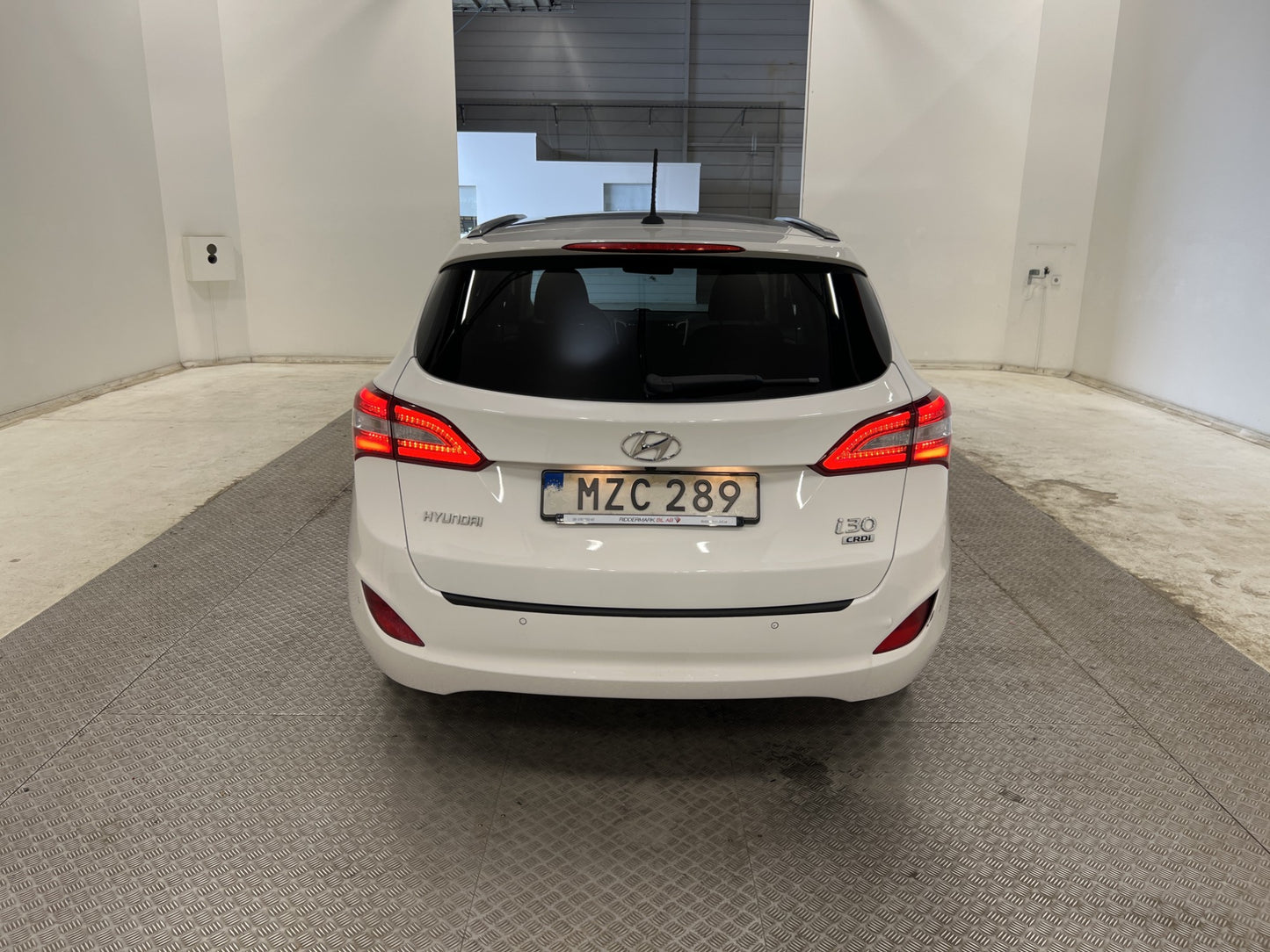 Hyundai i30 Kombi 1.6 CRDi 110hk Navi Rattvärme Farthållare