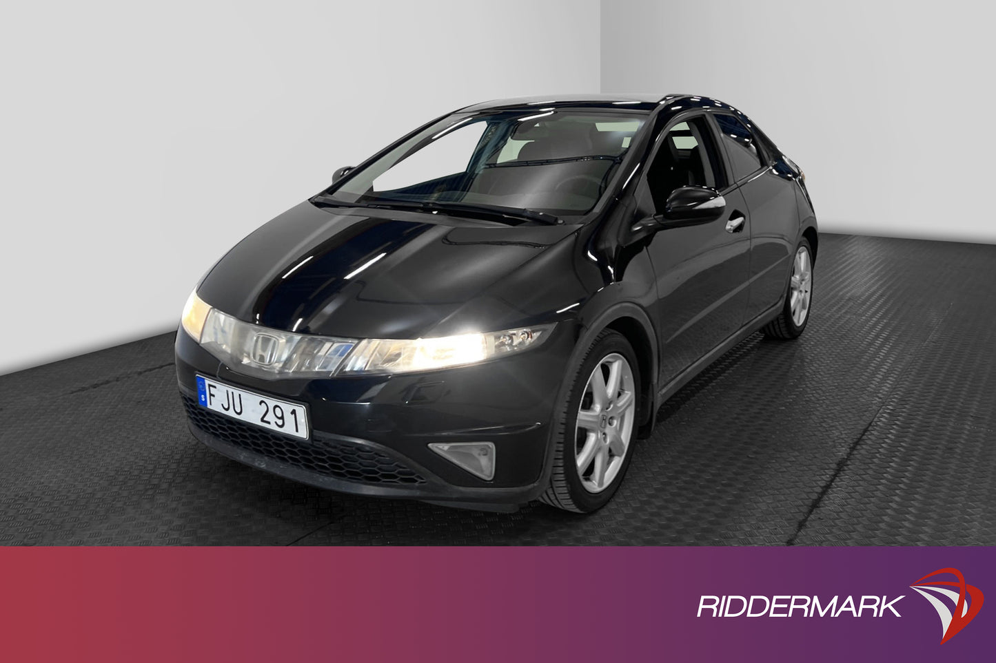 Honda Civic 1.8 i-VTEC 140hk Välservad Låg Skatt 1-Brukare