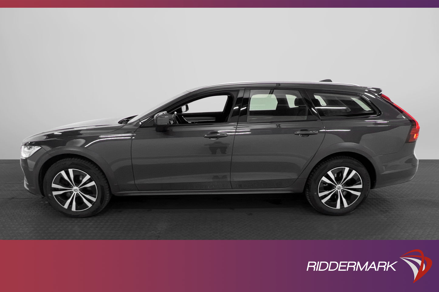 Volvo V90 Cross Country B4 AWD Momentum H/K Kamera MOMS