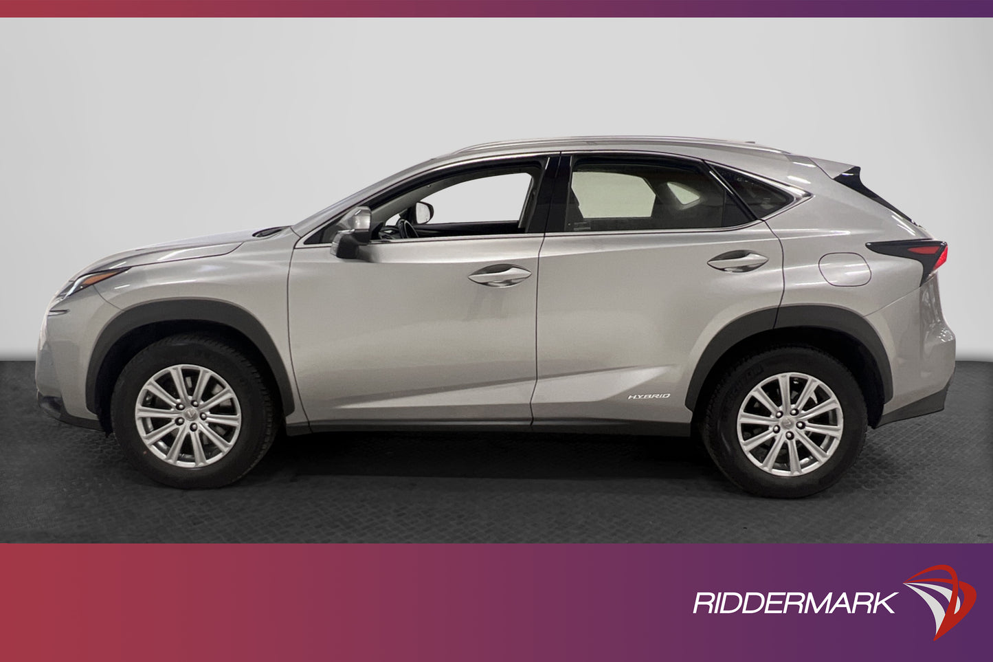 Lexus NX 300h AWD 2.5 197hk Comfort Backkamera Välservad