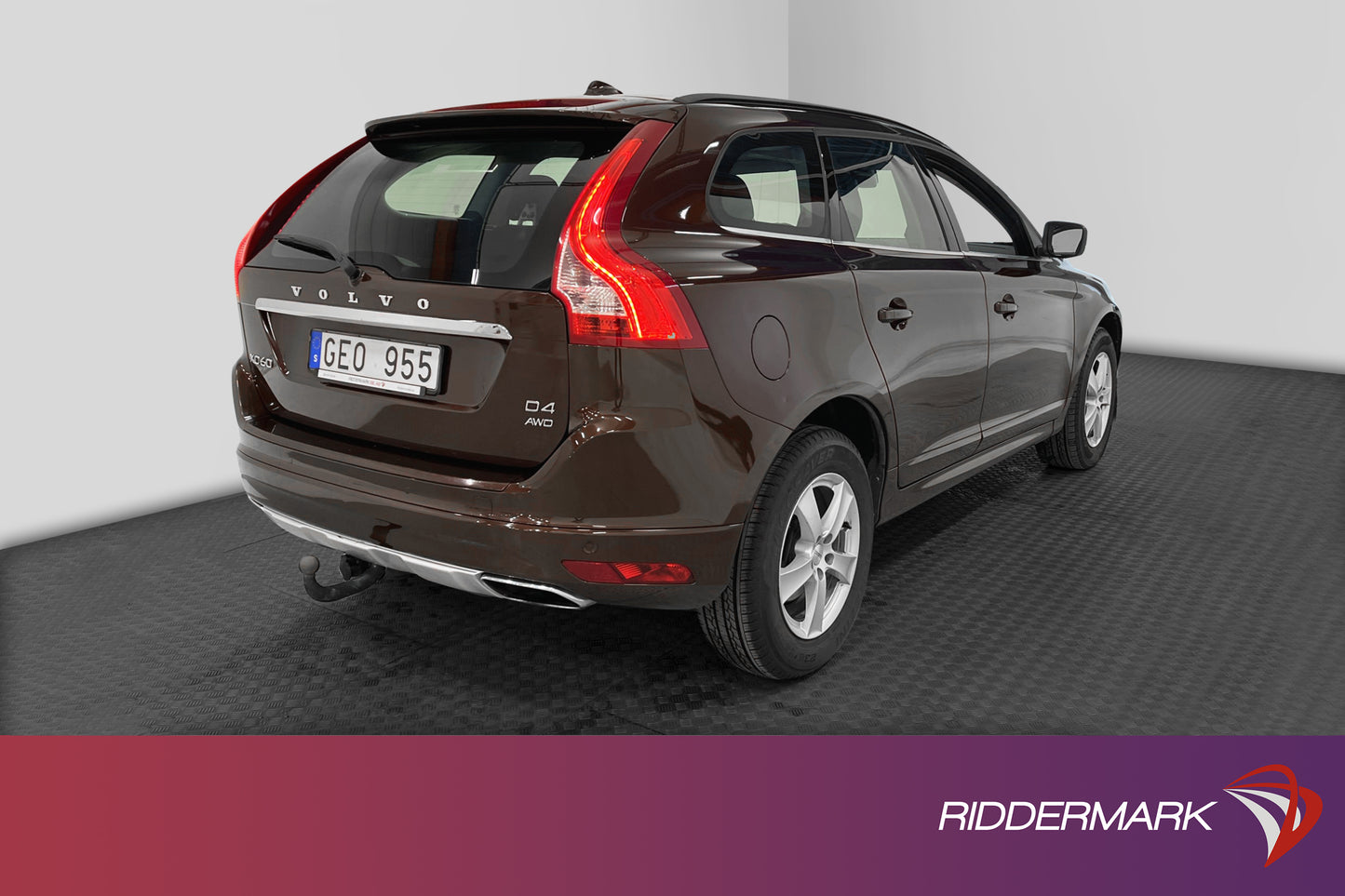 Volvo XC60 D4 AWD 181hk Voc M-Värm Pano D-Värm Drag Navi