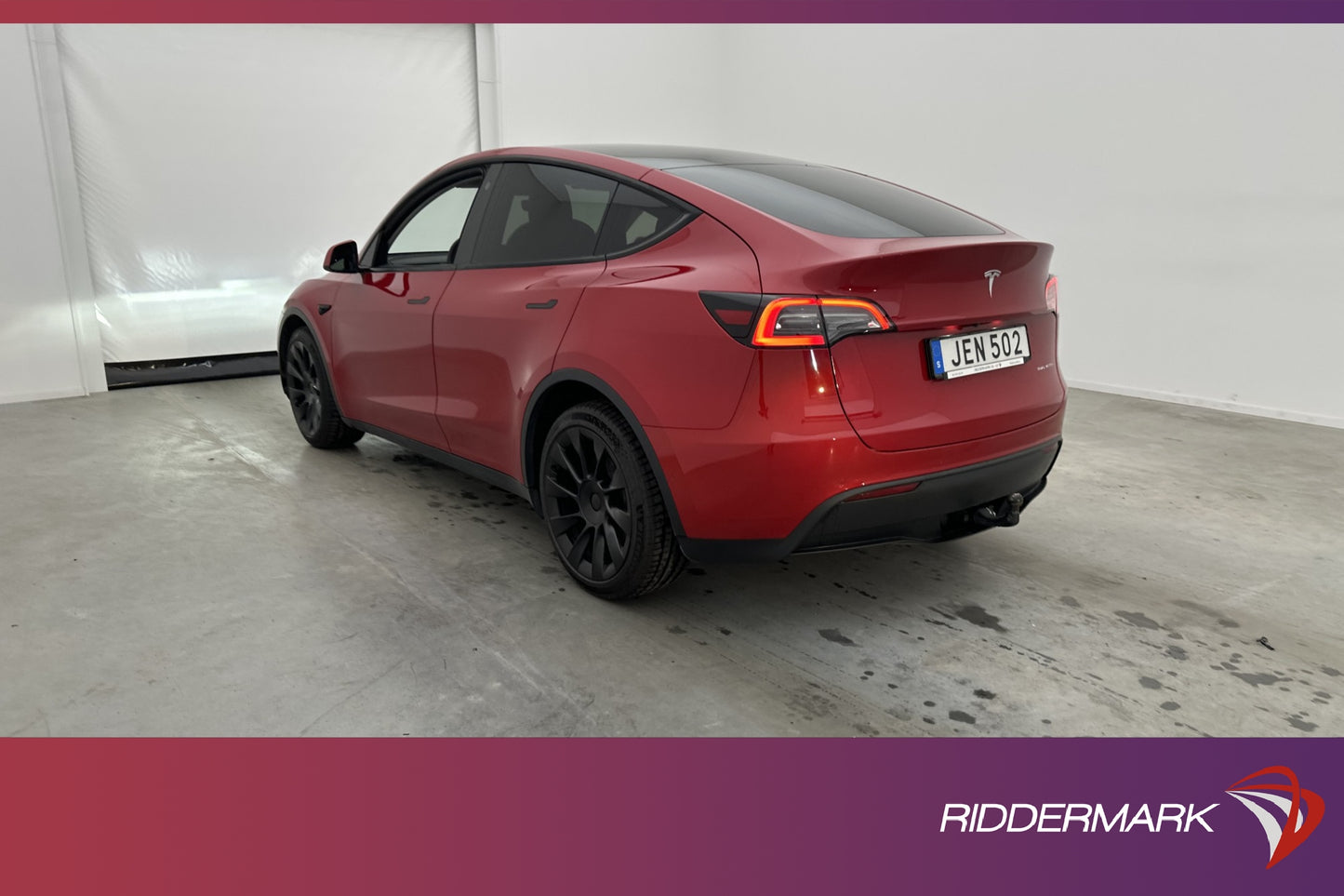 Tesla Model Y Long Range AWD Svensksåld Drag AP MOMS