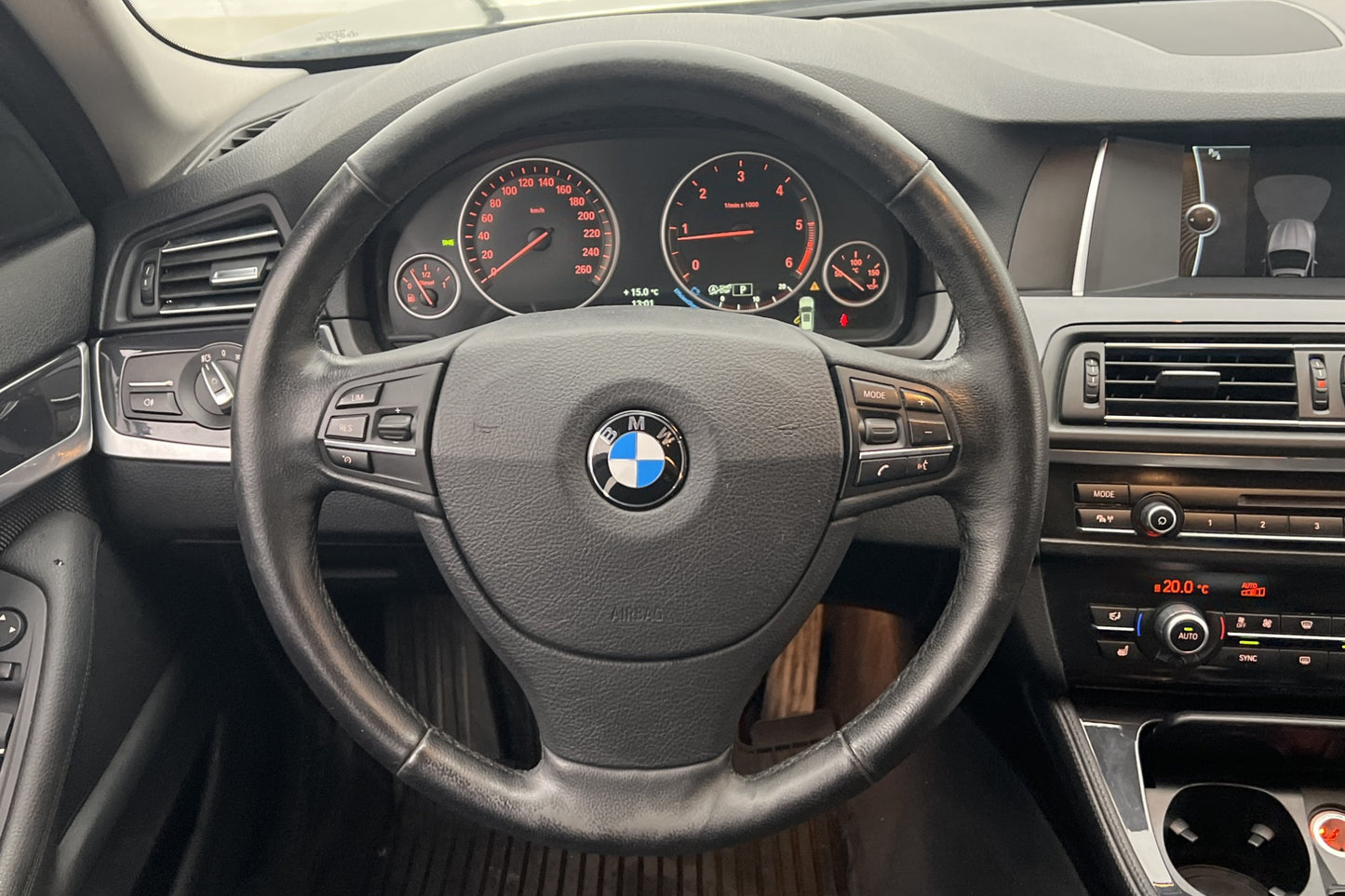 BMW 520 d Touring 184hk Sensorer Rattvärme Keyless Välservad